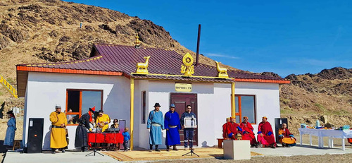 “Түмэн Айл Көүл” ХХК нь нийгмийн хариуцлагын хүрээнд “Шинэ Цогчин сүм”- ийг бүтээн  байгуулав.